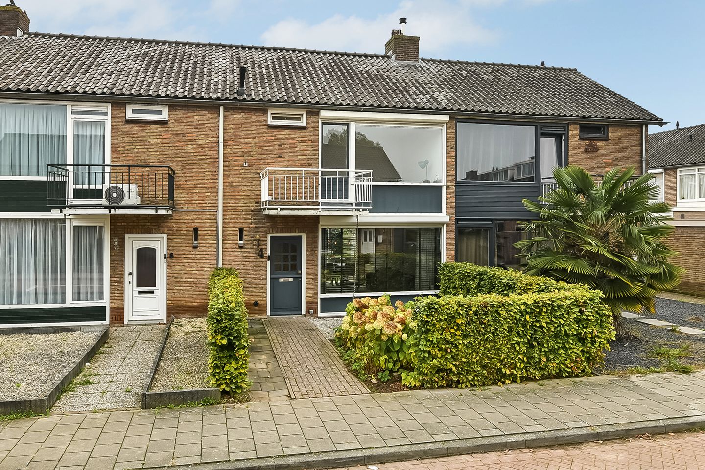 Photo 4 of Verhulststraat 4