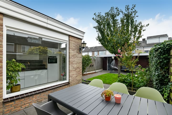 Foto 38 van Verhulststraat 4