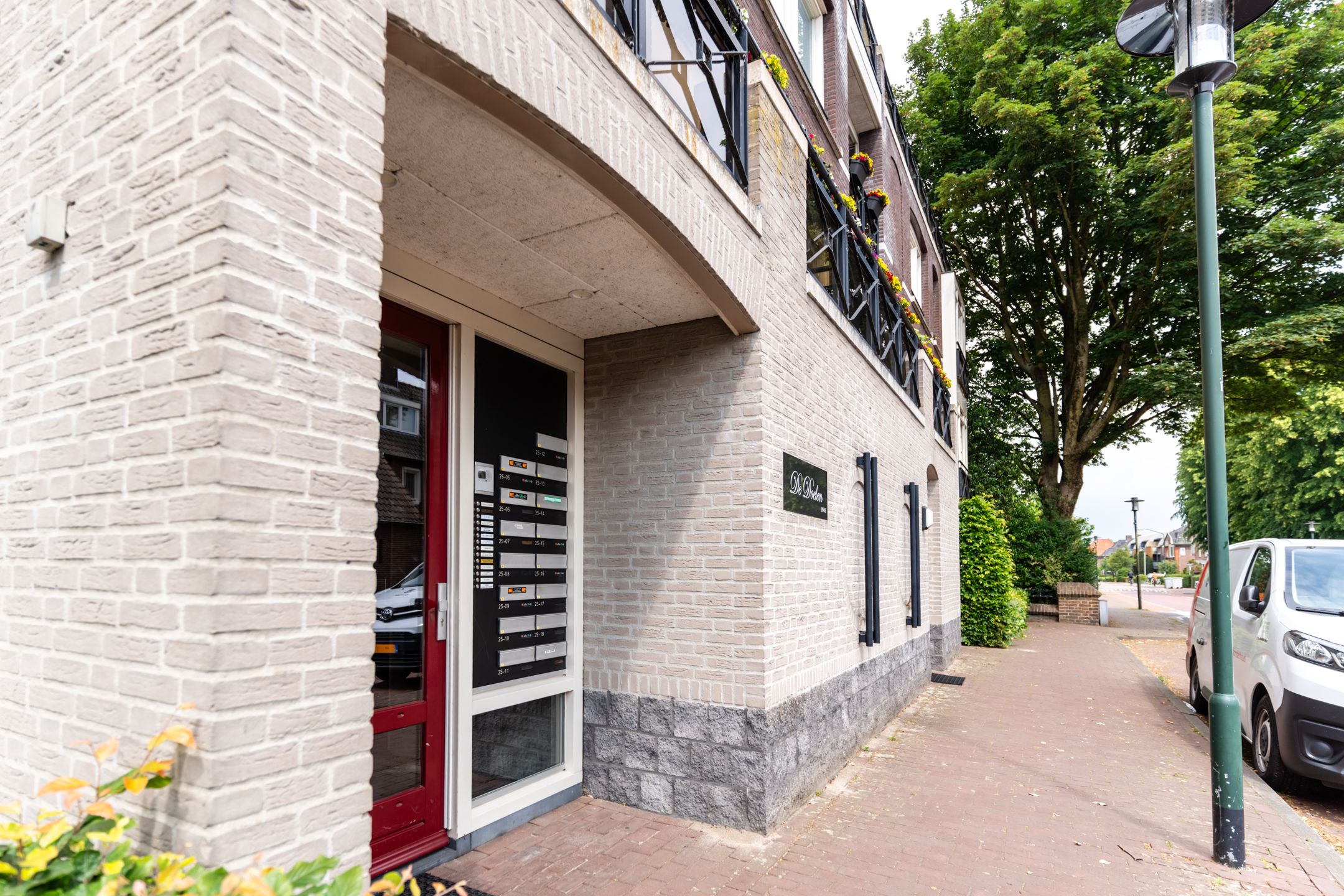 Photo 9 of Doelenstraat 25-17