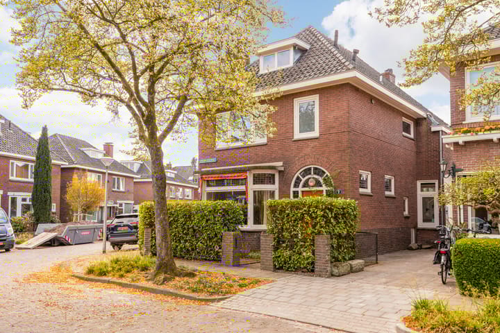 Foto 31 van Diepenbrockstraat 9