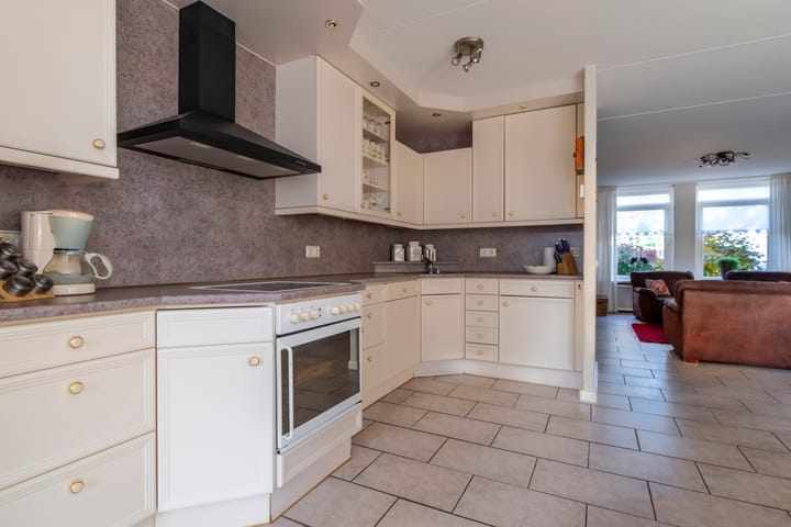 Foto 17 van Bomas 12