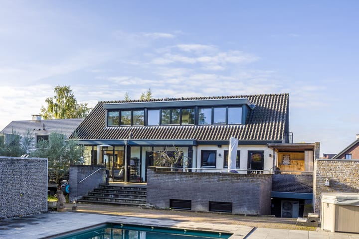 Photo 77 of Gelrestraat 8