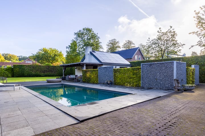 Photo 82 of Gelrestraat 8