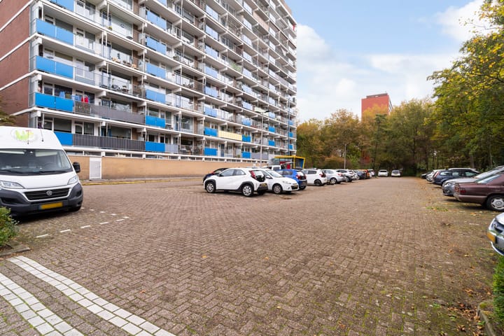 Photo 34 of Albertine Agneslaan 392