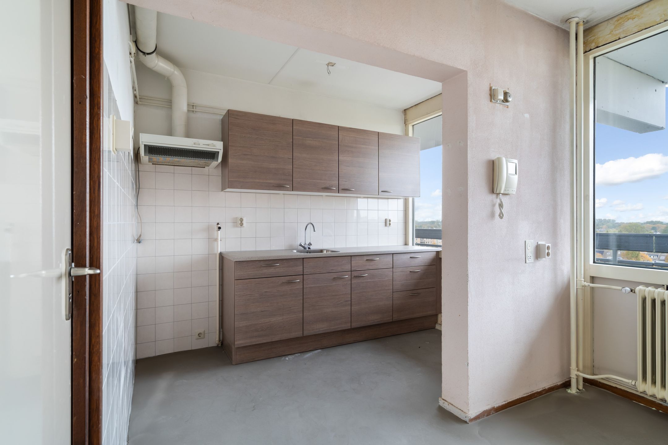 Photo 12 of Albertine Agneslaan 362