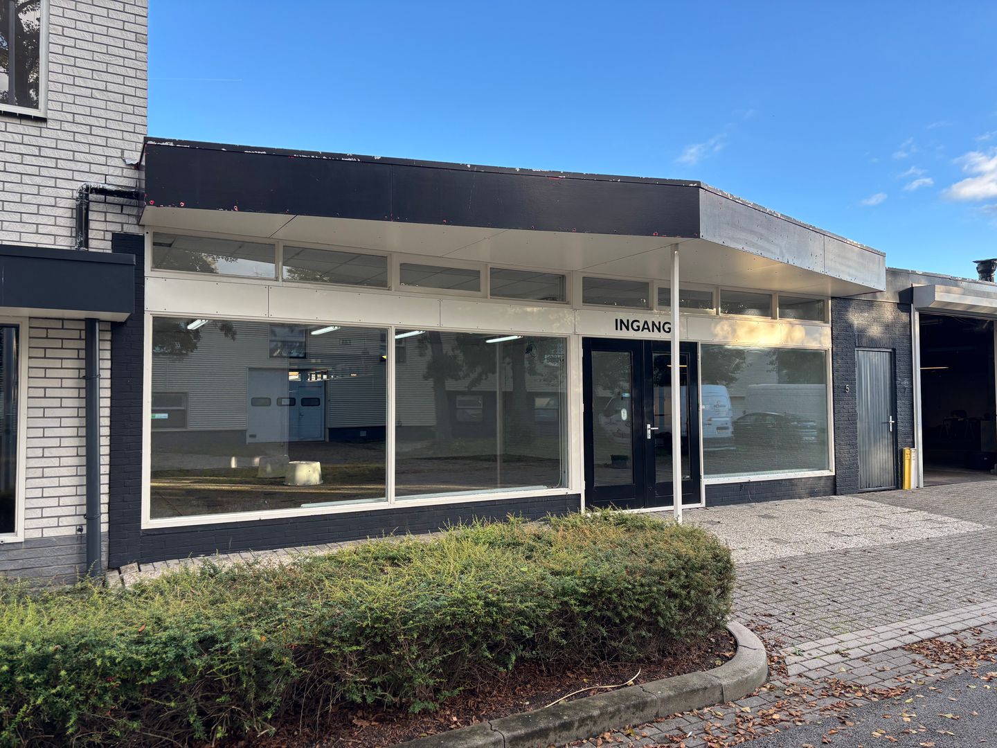Bekijk foto 2 van Ainsworthstraat 30