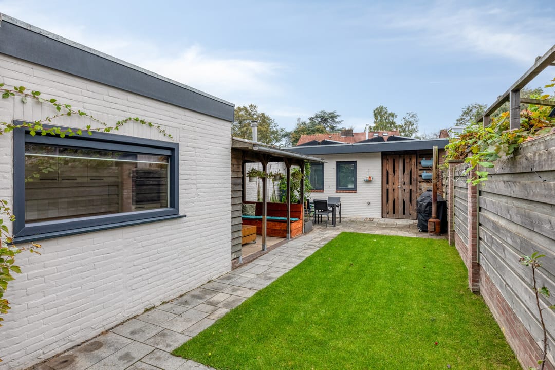 Foto 22 van Bernhardlaan 35