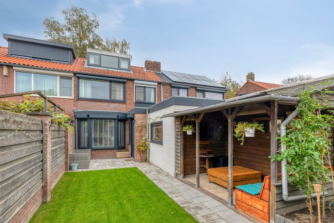 Foto 23 van Bernhardlaan 35