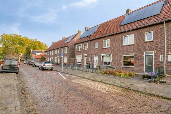 Foto 31 van Cipriano de Rorestraat 13