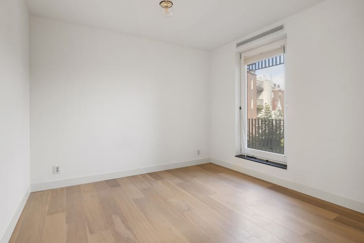 Foto 5 van Oostenburgervoorstraat 7-D