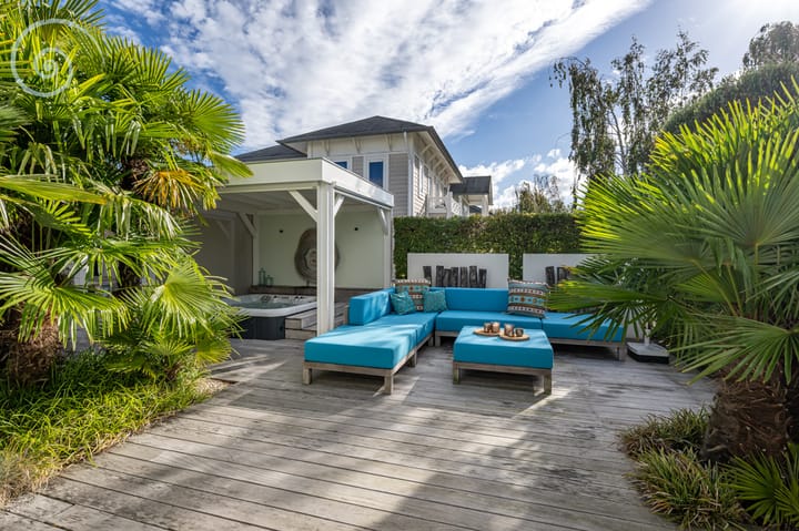 Photo 4 of Nieuwe Zeedijk 1-K003