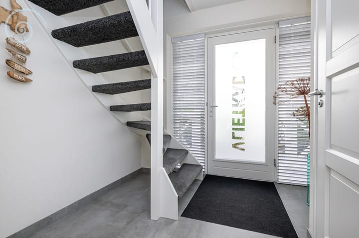 Photo 17 of Nieuwe Zeedijk 1-K003