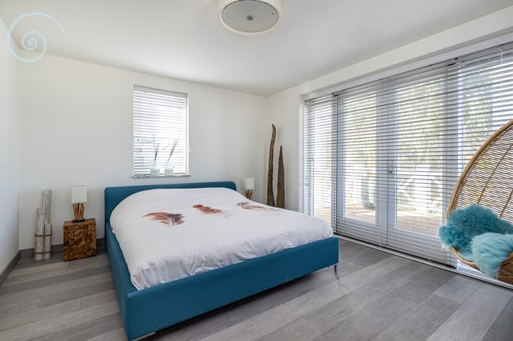 Photo 18 of Nieuwe Zeedijk 1-K003