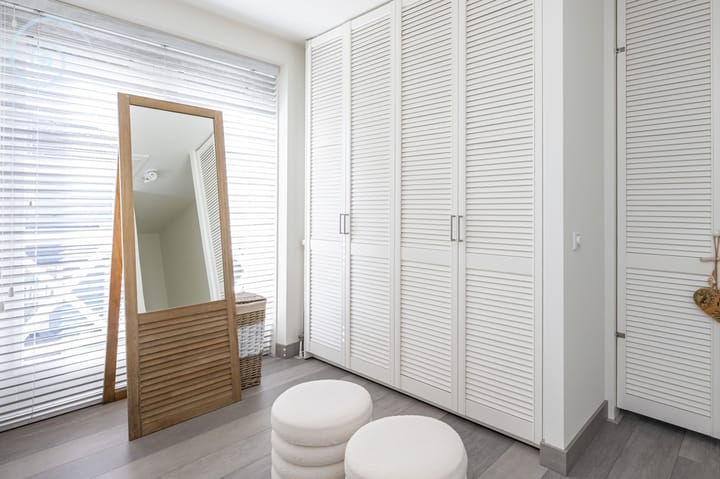 Photo 23 of Nieuwe Zeedijk 1-K003