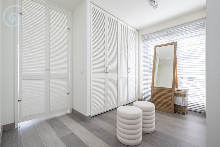 Photo 25 of Nieuwe Zeedijk 1-K003