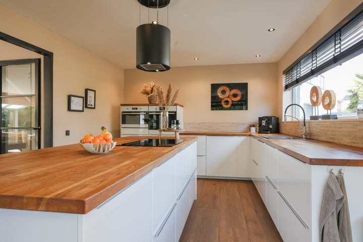 Foto 2 van Dirk Zweepstraat 1