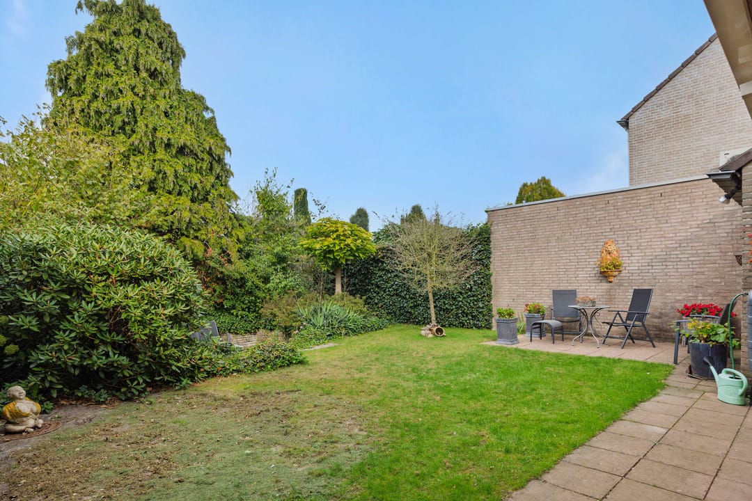 Photo 23 of Regent Smitsstraat 11