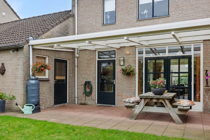 Photo 24 of Regent Smitsstraat 11