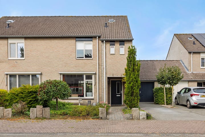 Photo 29 of Regent Smitsstraat 11