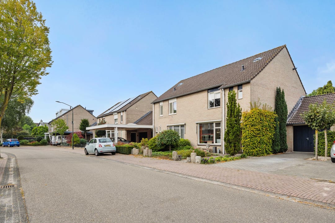 Photo 31 of Regent Smitsstraat 11