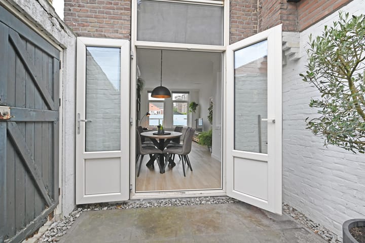 Foto 17 van Frederik Hendrikstraat 38