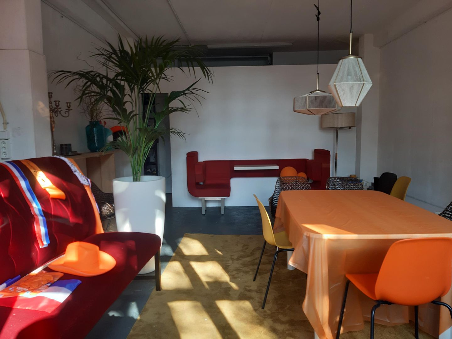 Bekijk foto 2 van Zwanenburgwal 20