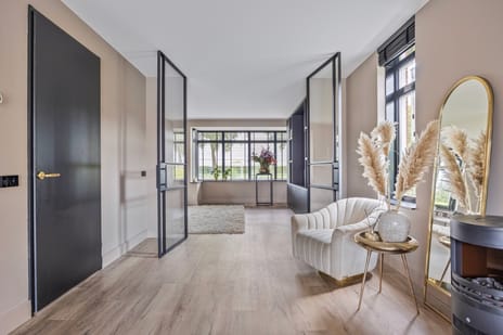 Karmijn 56 secondary image