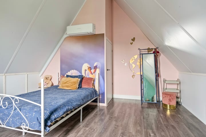 Photo 29 of Karmijn 56