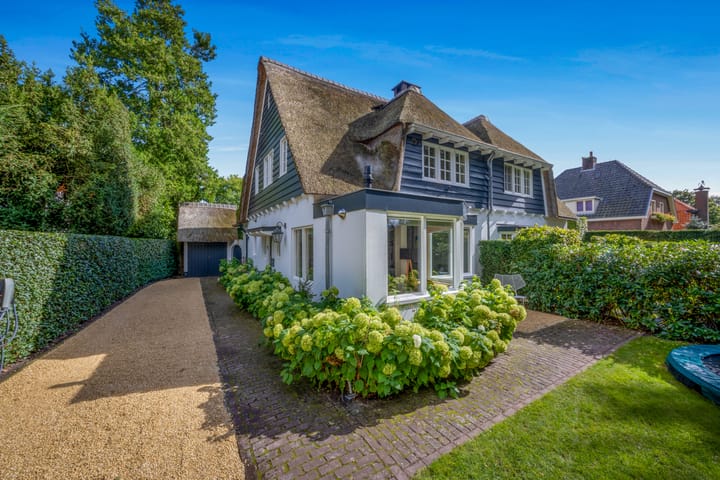 Photo 4 of Wally Moesweg 12