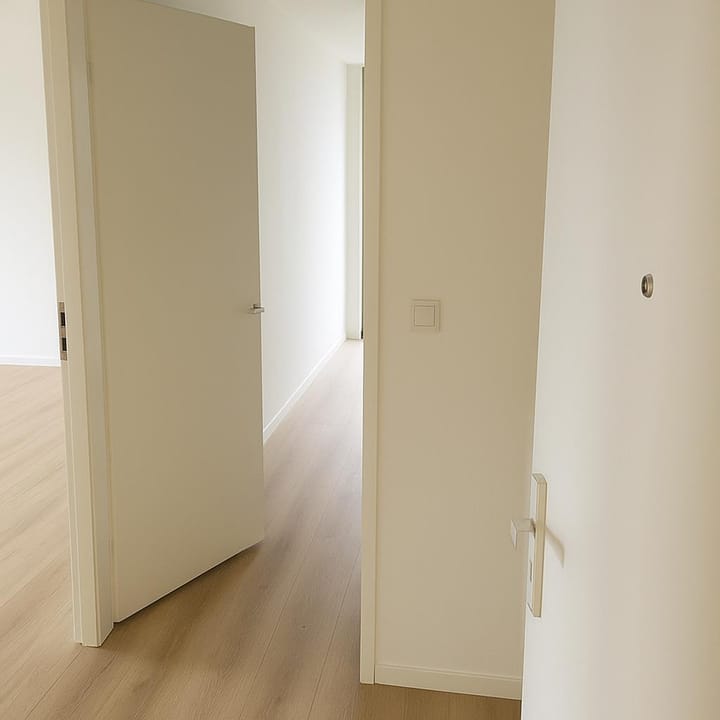 Photo 4 of Grenenhout 8-418