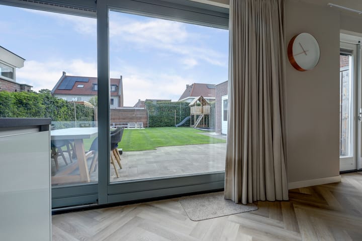 Photo 24 of Plataan 3