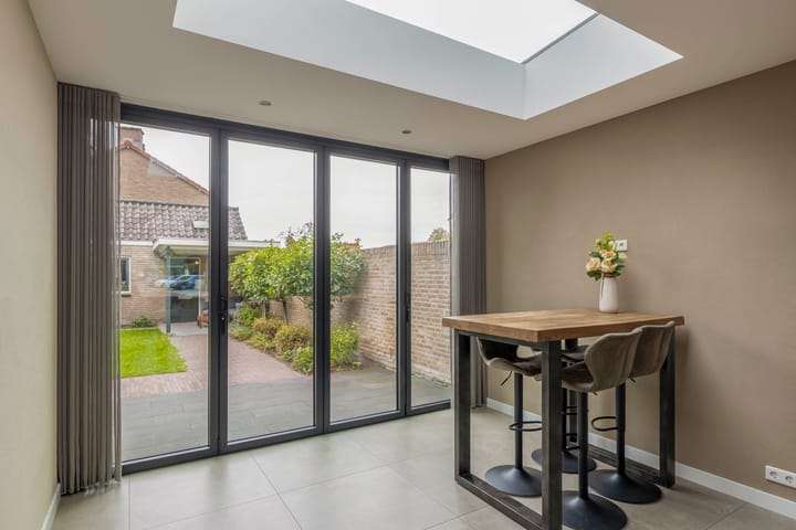 Foto 8 van Julianastraat 23