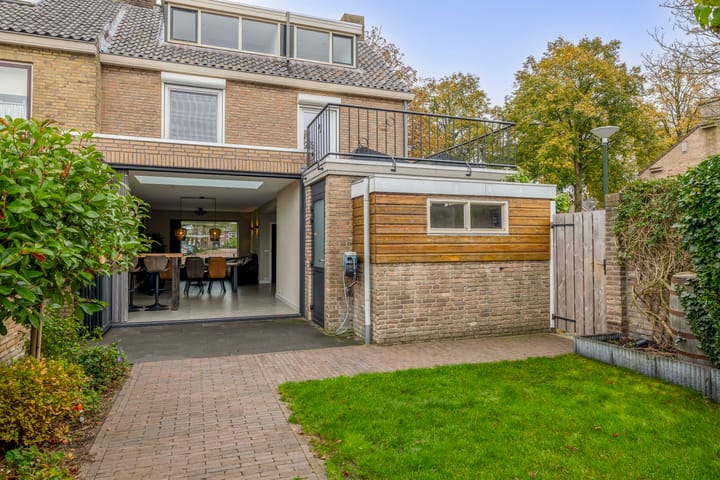 Foto 37 van Julianastraat 23