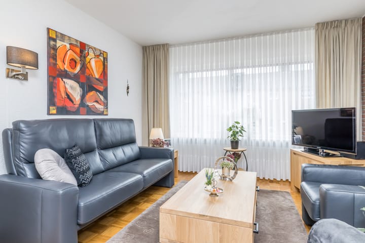 Photo 6 of Schoutstraat 14