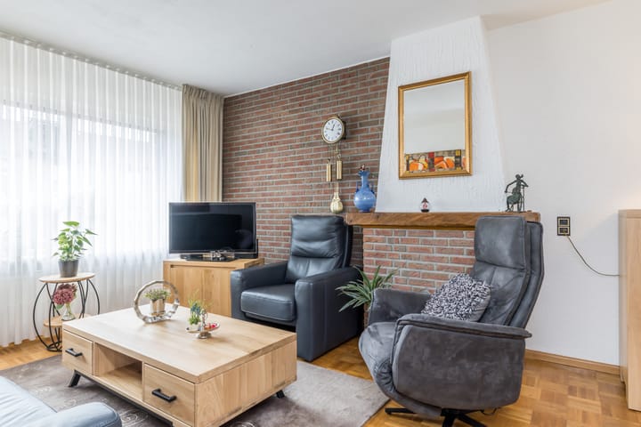 Photo 8 of Schoutstraat 14