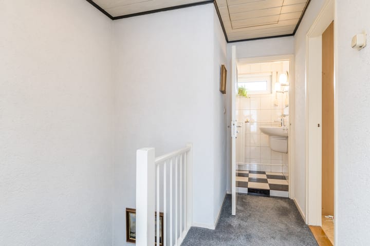 Photo 24 of Schoutstraat 14