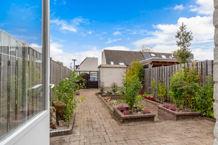 Foto 28 van Dr. A. Vondelingstraat 9