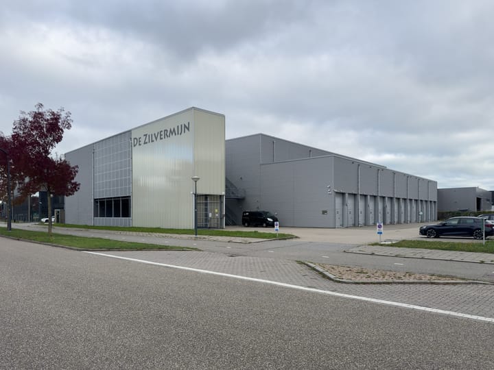 Foto 19 van Grote Esch 830-B58