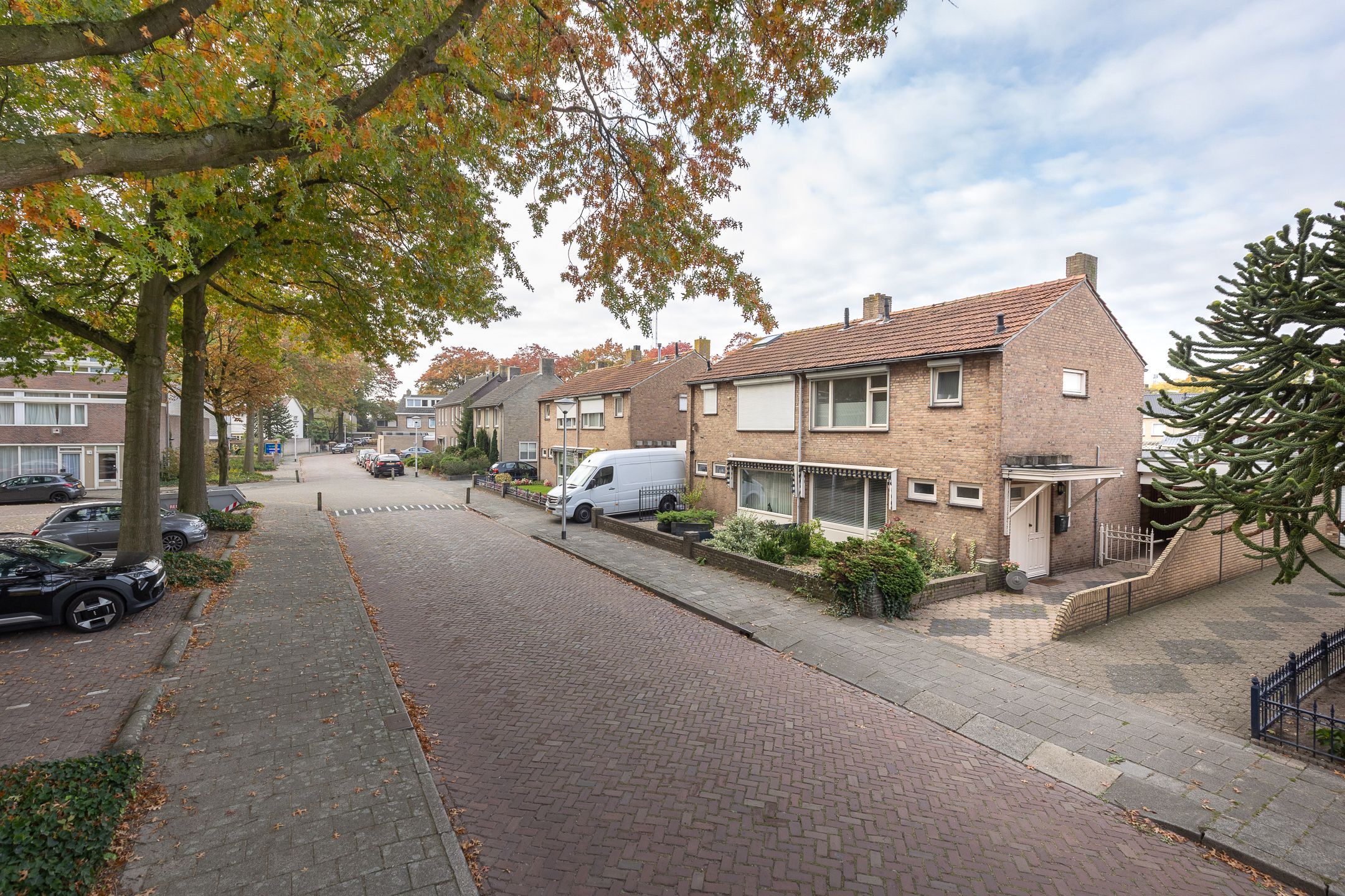 Foto 33 van Gladiolenstraat 13