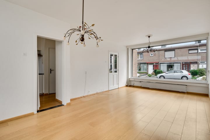 Photo 9 of Churchillstraat 4