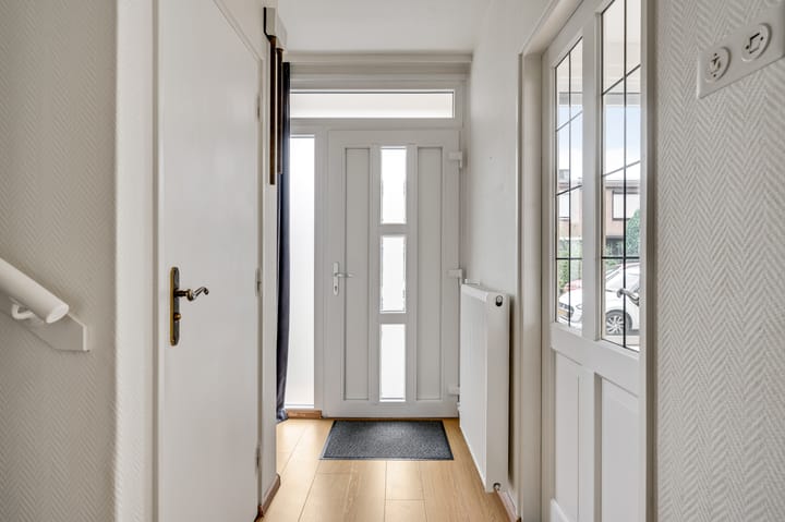 Photo 6 of Churchillstraat 4