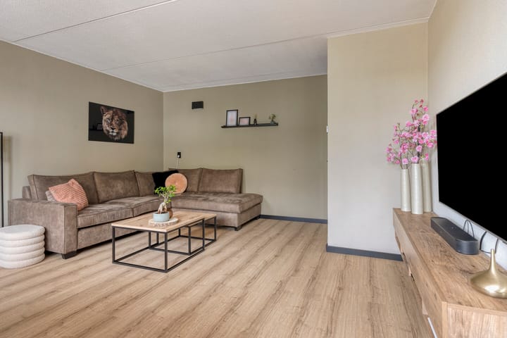 Photo 11 of Jisperstraat 6