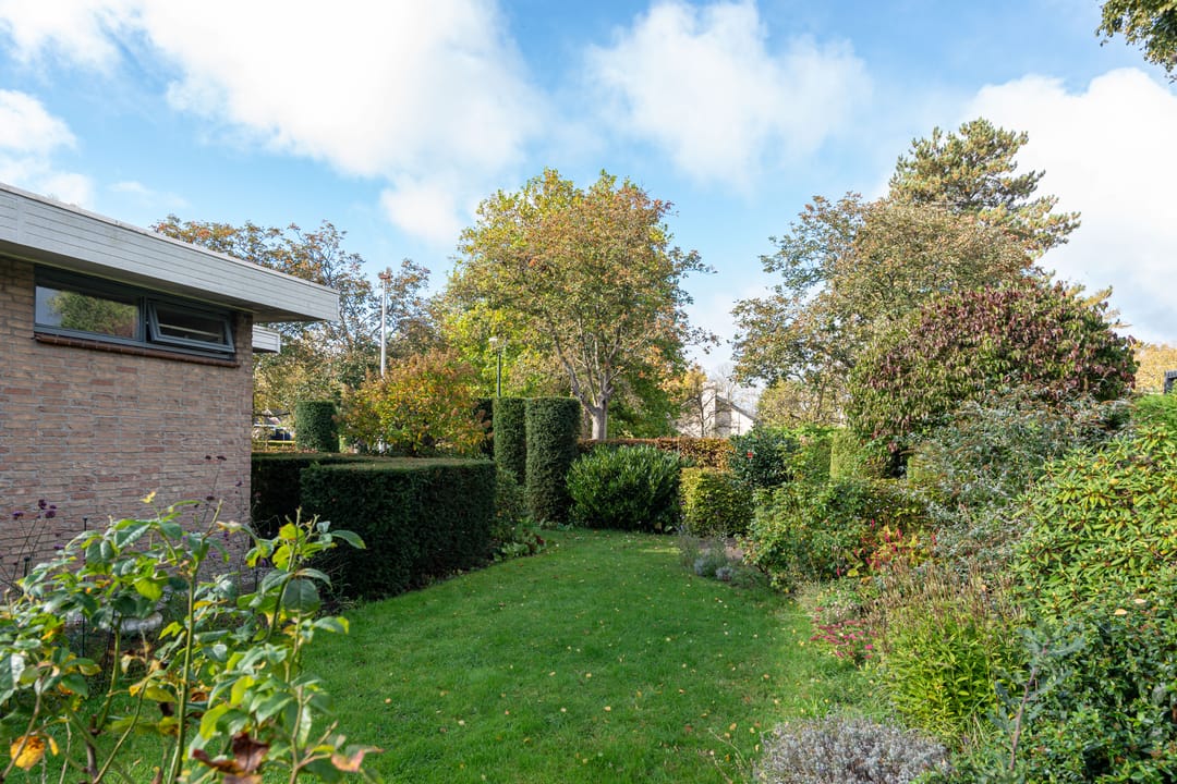 Foto 32 van De Blomhof 14