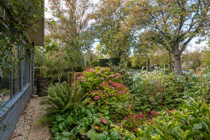 Foto 37 van De Blomhof 14