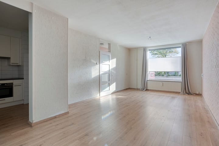 Foto 11 van Van Weerden Poelmanstraat 224