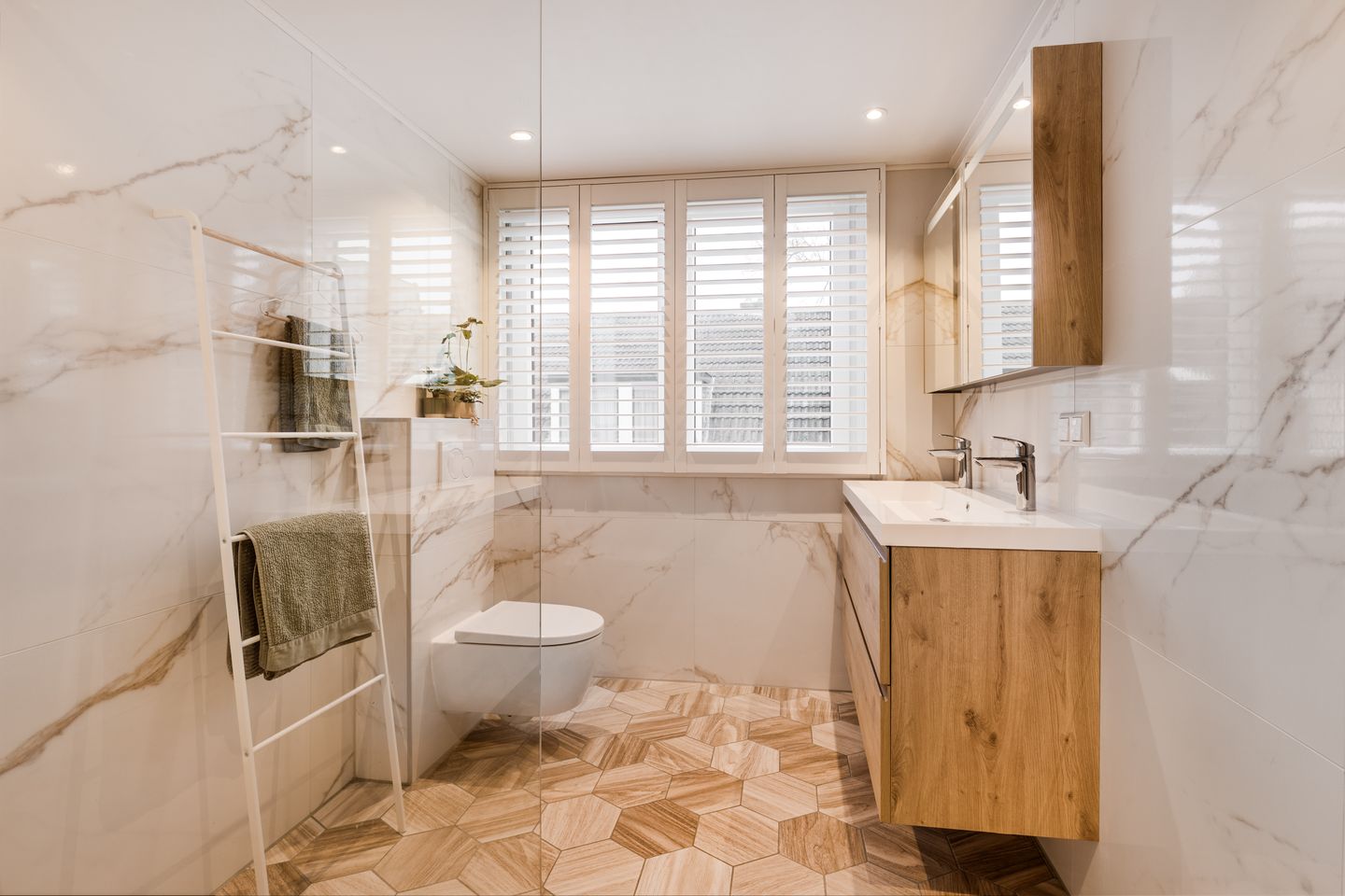 Foto 19 van Linschotenstraat 75