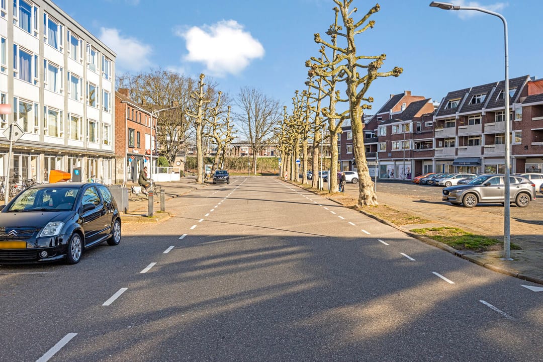 Foto 32 van Dries 56