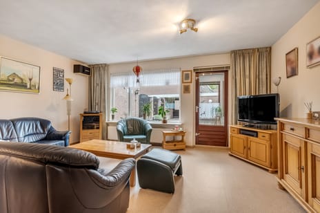 Gravekamp 64 secondary image