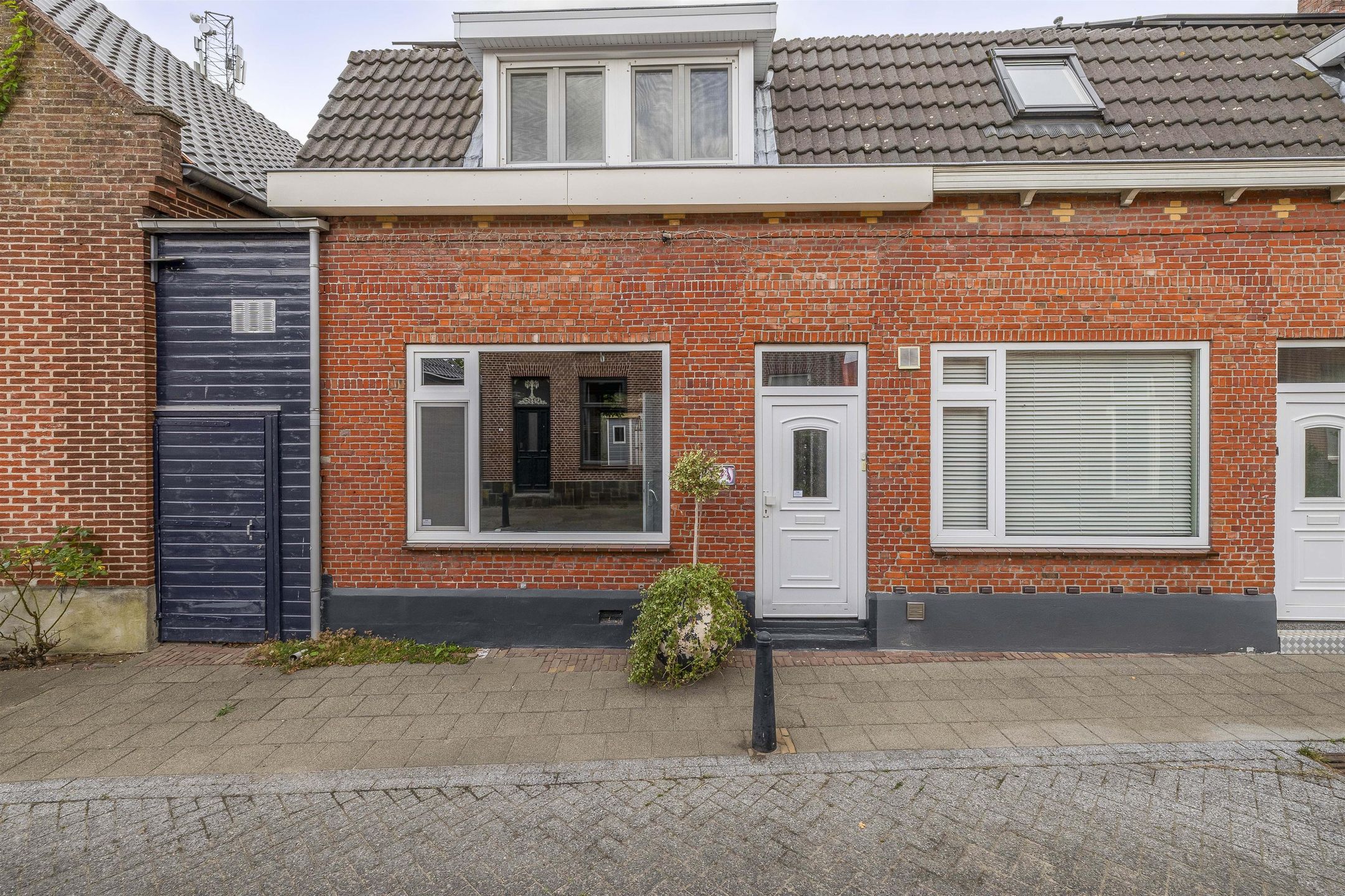 Foto 33 van Blauwstraat 8