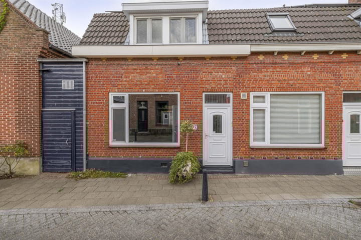 Foto 33 van Blauwstraat 8